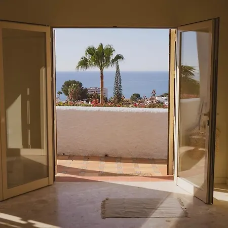Casa Brita - With Private Pool Apartment