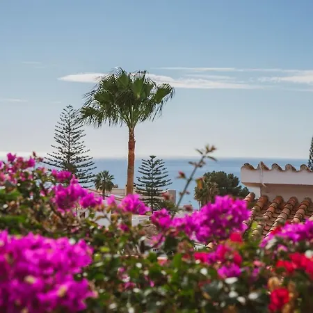 Casa Brita - With Private Pool Apartment